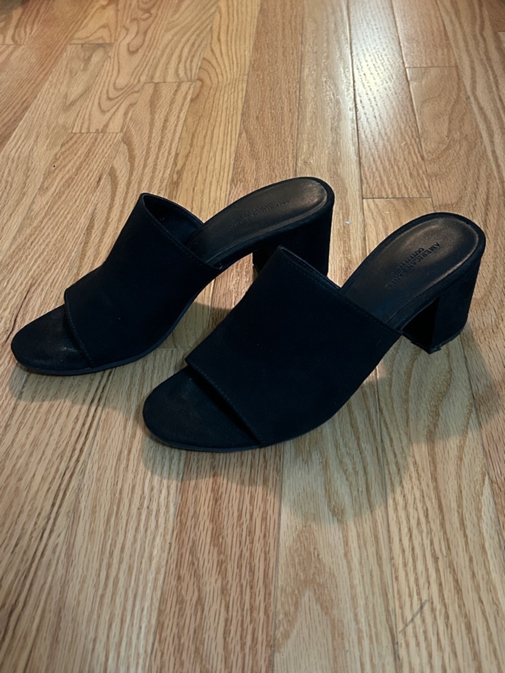 American Eagle Outfitters Black Open-Toe Block Heel Mules